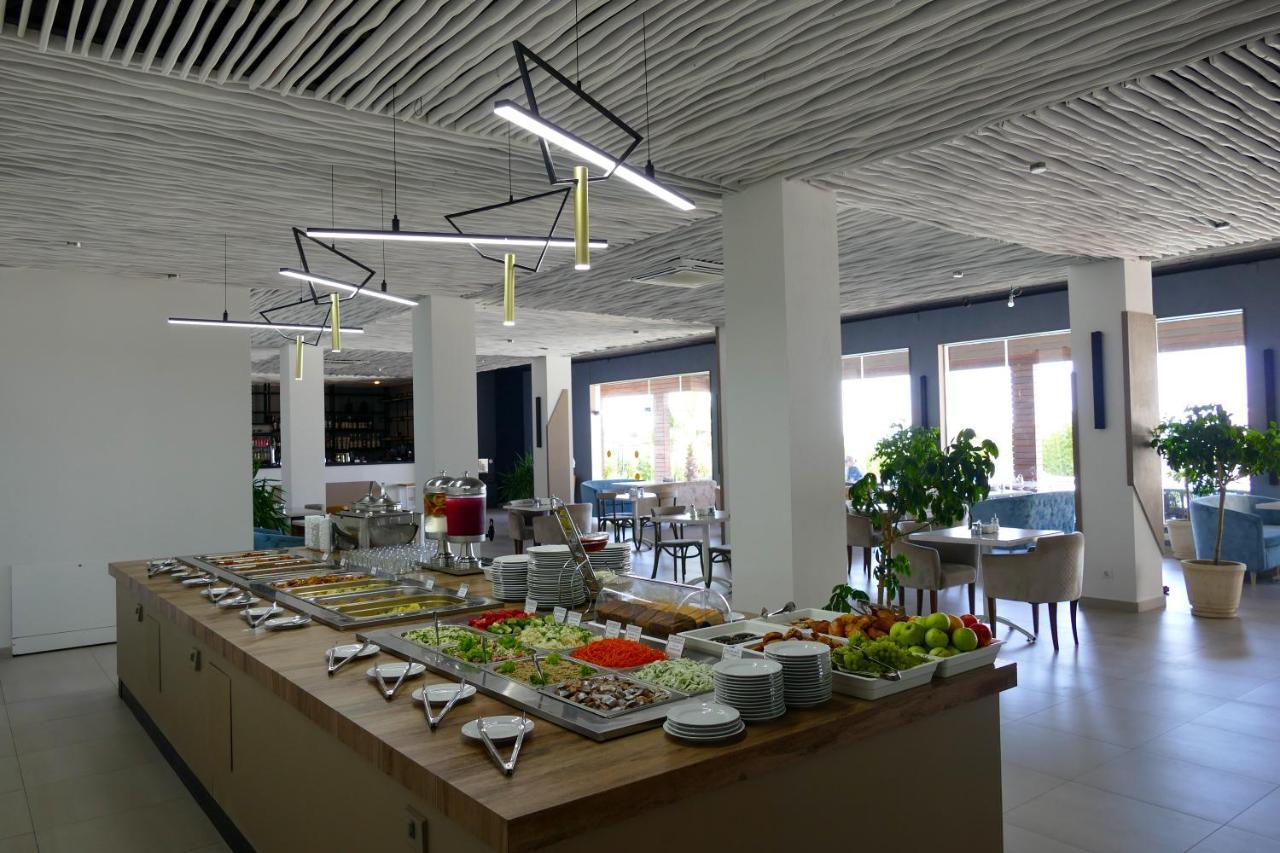 Hôtel Aquamarine Family Club à Gagra Extérieur photo