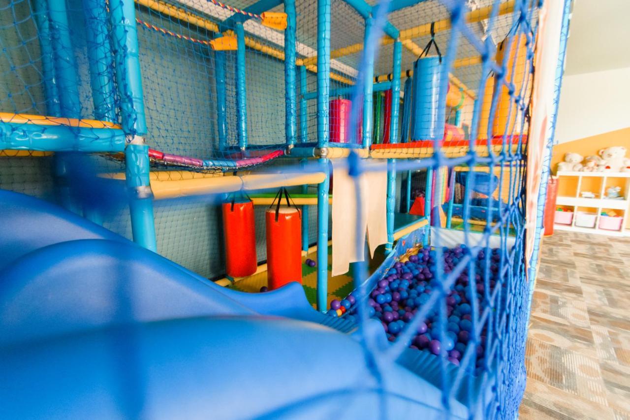 Hôtel Aquamarine Family Club à Gagra Extérieur photo